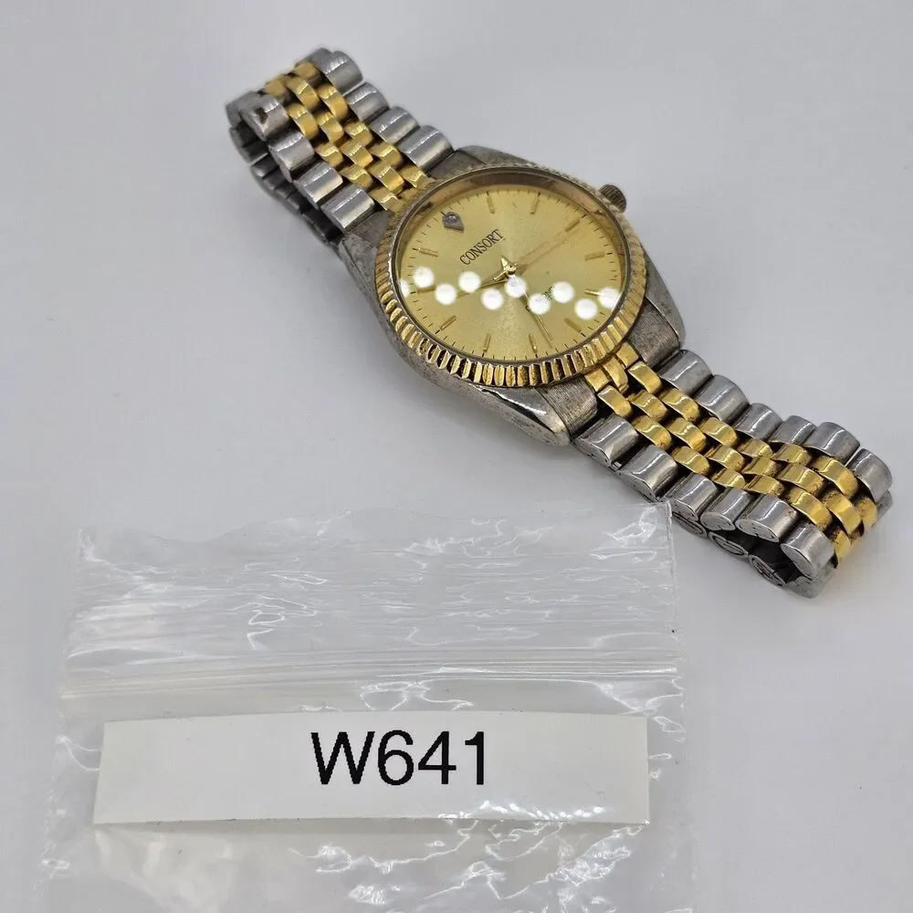 VTG Cosort Men's Watch 36MM‎ Gold Dial Two Tone Band Up to 8